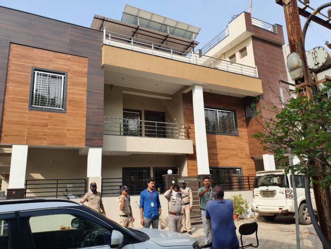 MP: EOW raids at Two Premises of PWD’s Engineer, Unearths Assets Worth Crores